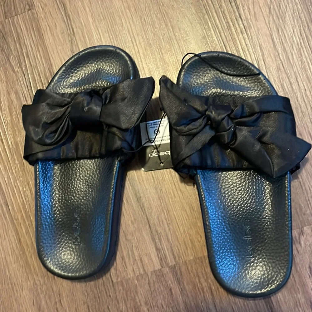Bebe - Bebe T - OO T Bed Sandal with Satin Knot for Girls Size M 13/1 NWT